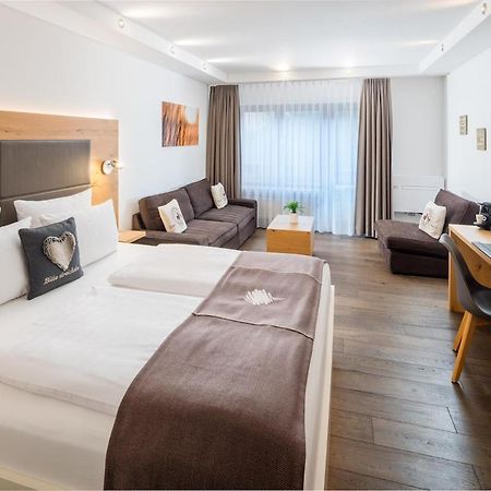 Neo Hotel Linde Esslingen Esslingen am Neckar Eksteriør bilde
