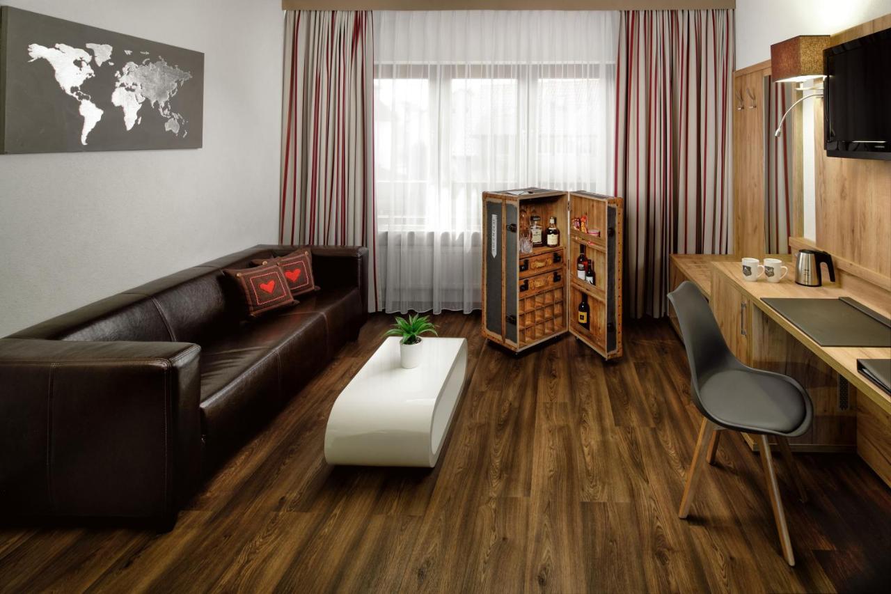 Neo Hotel Linde Esslingen Esslingen am Neckar Eksteriør bilde