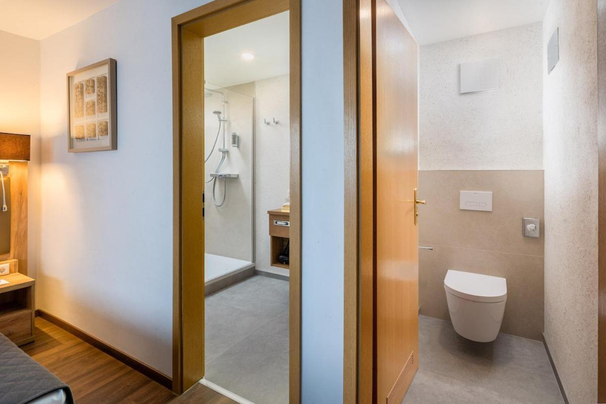 Neo Hotel Linde Esslingen Esslingen am Neckar Eksteriør bilde