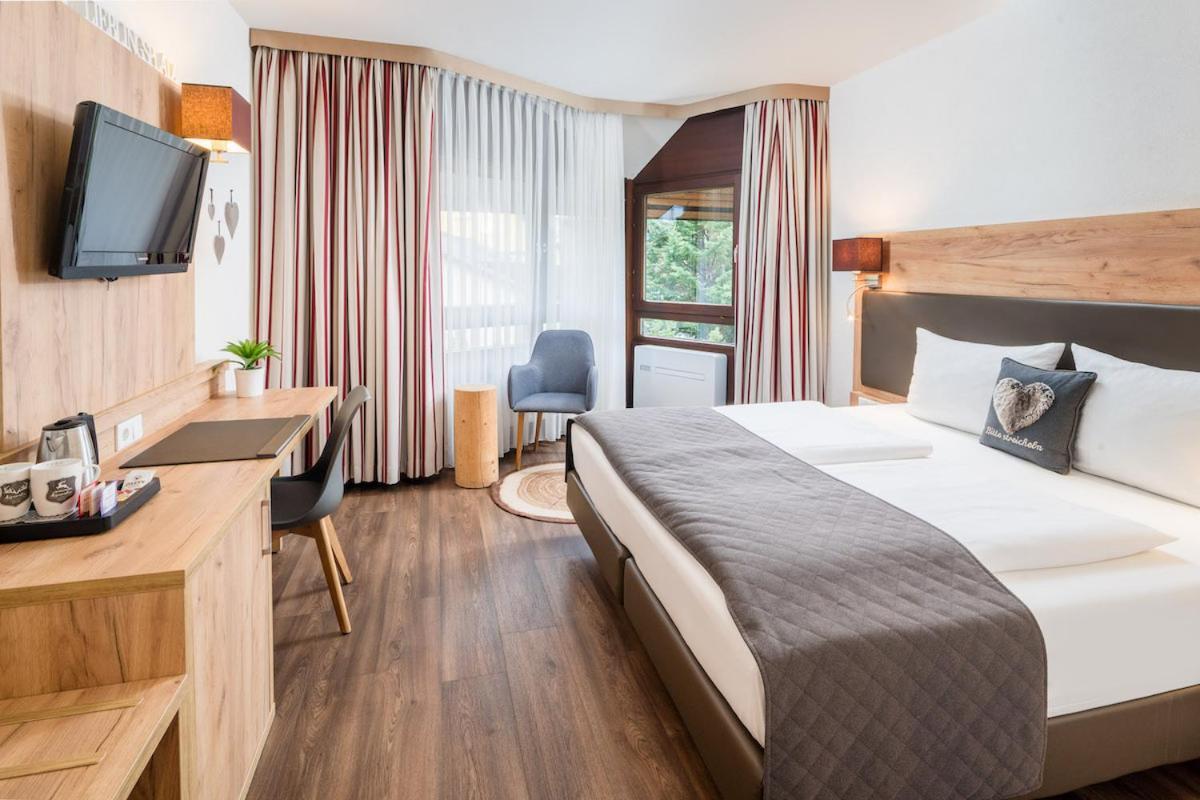 Neo Hotel Linde Esslingen Esslingen am Neckar Eksteriør bilde